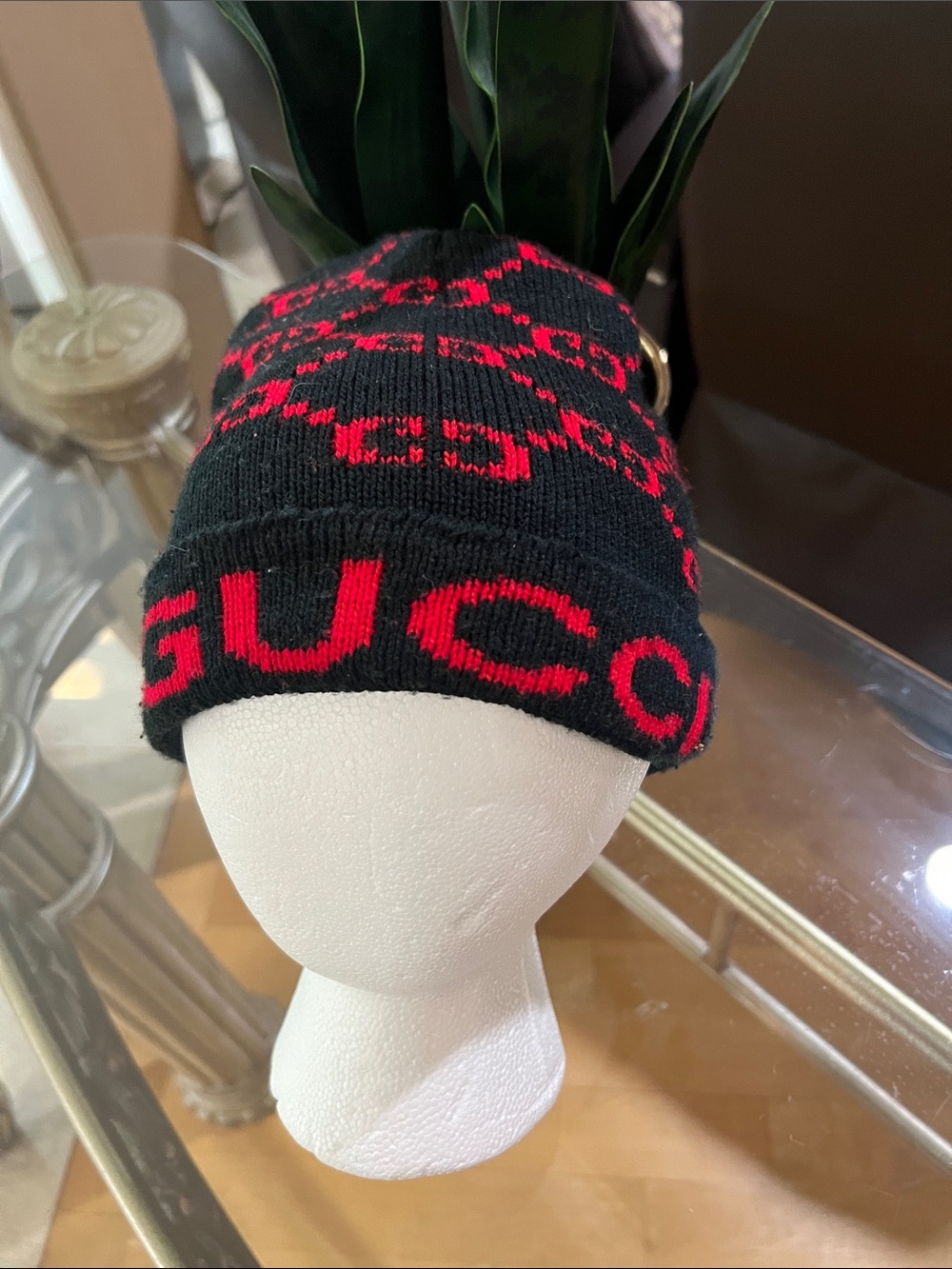 Gucci Black Beanie with Red Logo Knit